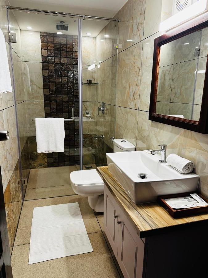 Cherai Lake Resort Черай-Бич Экстерьер фото